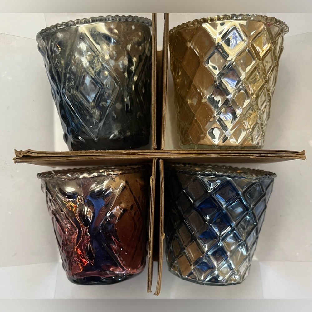 New in box home for the holidays 4 count glass votive candle holders Christmas